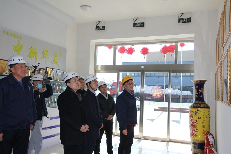 順威股份范總、謝總一行蒞臨青島中新華美交流洽談！